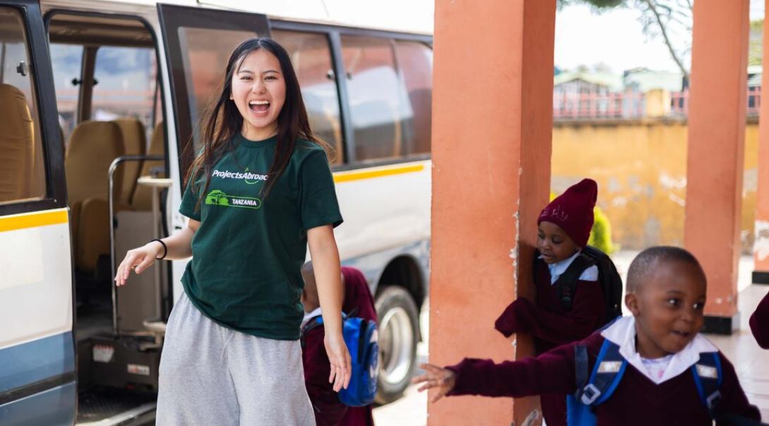 高校生の海外ボランティアプログラム4月早割